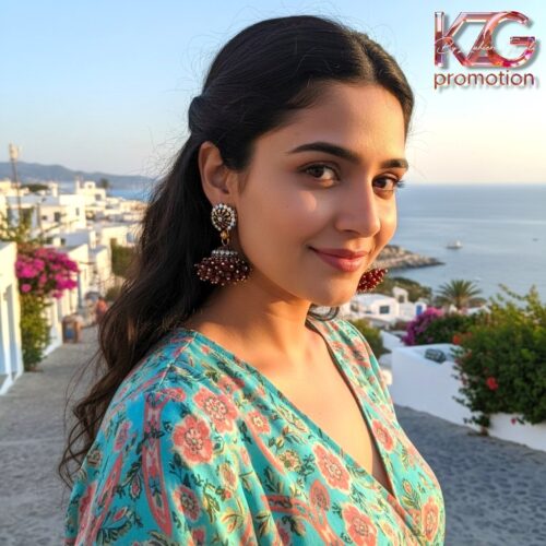 Elegante Jhumka Oorbellen – Dieprood & Goud